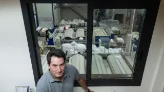 Javier Rigual, fundador de Lavandería Salduba, en las instalaciones de La Muela.