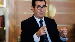 El presidente de la patronal CEOE, Antonio Garamendi, durante la entrevista en Madrid.