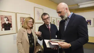 Inauguración de la exposición 'Pioneras ilustradas' en el Museo Pedagógico de Aragón, en Huesca.
