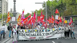 Manifestación del colectivo de las limpiadoras el 27 de octubre por el paseo de la Independencia de Zaragoza, en reivindicación de un convenio justo para el sector.