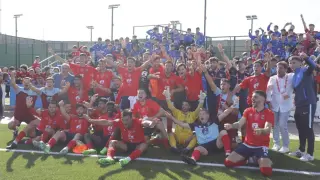 Los futbolistas del Diocesano de Cáceres, celebrando el triunfo ante el Real Zaragoza en Copa el pasado día 13 en Arroyo de la Luz.