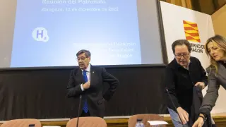 Arturo Aliaga asiste a la reunión del Patronato de la Fundación para el Desarrollo de las Nuevas Tecnologías del Hidrógeno en Aragón