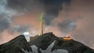 Dispositivo LLR (Laser Lightning Rod) en la cumbre de Säntis (Suiza)