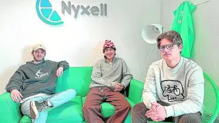 Asier Isasi, Javier Castaño y Guillermo Alonso. Los tres fundadores de Nyxell. De izquierda a derecha, con denominaciones en inglés, el CEO, el CPO y el CFO. Es decir, el máximo responsable, el que se encarga del producto, y el que lleva las finanzas. Nyxell.