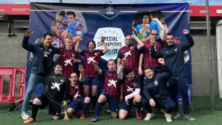 El equipo de la SD Huesca Genuine en la Special Champions League.