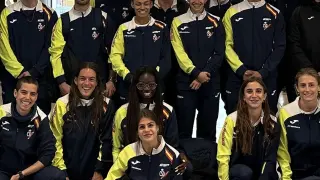 Foto de equipo de la selección española antes de partir a los Europeo