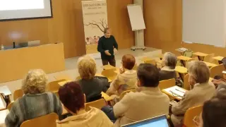 Fernando Simón, durante la charla que ha impartido en Teruel en el marco de un curso sobre salud y cambio climático.
