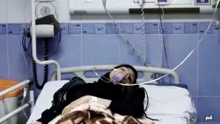 [[[HA ARCHIVO]]] Id: 2023-649568 Fecha: 02/03/2023 Propietario: Reuters Autor: REUTERS descri: A young woman lies in hospital after reports of poisoning at an unspecified location in Iran in this still image from video from March 2, 2023. WANA/Reuters TV via REUTERS ATTENTION EDITORS - THIS IMAGE HAS BEEN SUPPLIED BY A THIRD PARTY. IRAN OUT. NO COMMERCIAL OR EDITORIAL SALES IN IRAN. No use BBC Persian. No use VOA Persian. No use Manoto. No use Iran International. IRAN-SCHOOLS/WOMEN [Original: 2023-03-02T104929Z_1320283811_RC2MLZ9PS6HM_RTRMADP_3_IRAN-SCHOOLS-WOMEN.jpg] //REU//