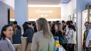 Inauguración de la nueva tienda de Ecomputer en Madrid.