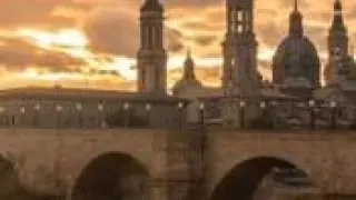 Una vista de Zaragoza, con el Pilar de fondo.