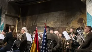 Concierto de músicos militares de EE.UU y de la Academia General Militar, en la sede de Caja Rural de Aragón en Zaragoza