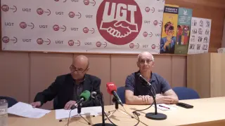 Daniel Alastuey, secretario general de UGT Aragón, y Carlos Villacampa, secretario territorial del sindicato en Huesca.