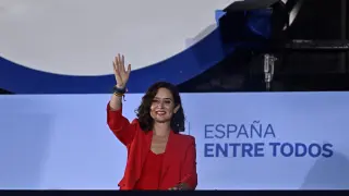 Isabel Díaz Ayuso, en la noche electoral de este 28-M tras lograr la mayoría absoluta en la Comunidad de Madrid.