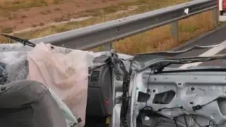 Cinco heridos en un accidente entre un turismo y un camión en Fraga