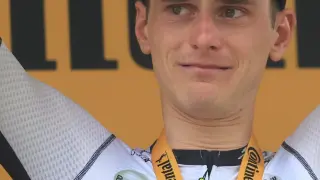 El esloveno Matej Mohoric (Bahrain Victorious) se impone con 'photo finish' en la etapa 19 del Tour de Francia