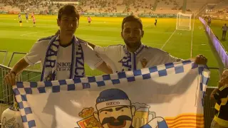Los hermanos Barrero, Raúl y Juan, en el estadio de A Malata de Ferrol, el pasado lunes.