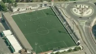 Imagen aérea del estadio de El Clariano de Onteniente (Valencia), donde jugará el Real Zaragoza el próximo jueves 2 de noviembre la eliminatoria de Copa ante el Atzeneta UE.