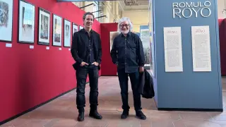 Rómulo y Luis Royo, en su exposición en el Palacio Ducal de Lucca.