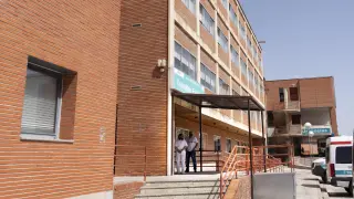 Acceso al área de consultas externas el hospital Obispo Polanco de Teruel.
