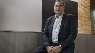 Francisco Ramo Usón, presidente del Comité Aragónes de Árbitros de fútbol, posa para HERALDO DE ARAGÓN en esta entrevista.