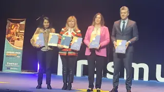 El colegio Vadorrey Les Allées recoge el Premio Europeo a la Enseñanza Innovadora. Los galardones se entregaron en el marco de la Jornada Anual de Difusión Erasmus+, en el Teatro Real de Madrid.