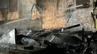 Mueren 200 lechones en un incendio en Puente la Reina.