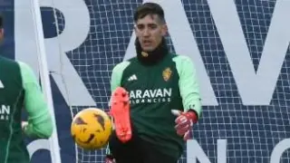 Primer entrenamiento en el Real Zaragoza de Edgar Badía
