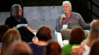 El periodista estadounidense Jon Lee Anderson participa en la I Edición del Hay Fórum en Ciudad de Panamá (Panamá).