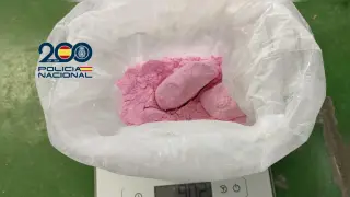 Entre la droga incautada se encontró un kilo de tusi o cocaína rosa