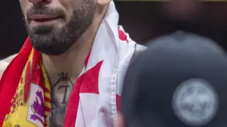 Topuria, campeón mundial de peso pluma UFC tras un KO a Volkanovski en el segundo asalto