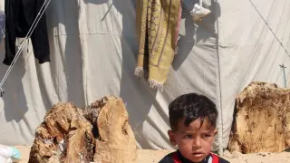 Un niño desplazado palestino en Rafah, en un campo de refugiados cerca de la frontera con Egipto.