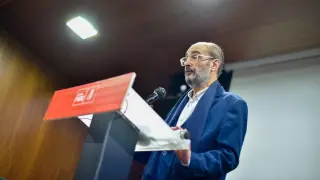El secretario general del PSOE Aragón, Javier Lambán, en un acto del partido en Alcañiz