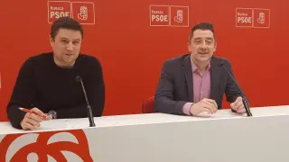 Antonio Biesccas e Iván Carpi durante la rueda de prensa de este lunes.