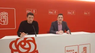 Antonio Biesccas e Iván Carpi durante la rueda de prensa de este lunes.