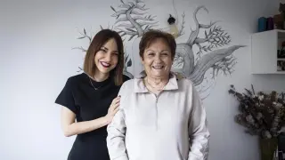 8 de marzo. Paula Ortiz y su madre Gloria Álvarez.