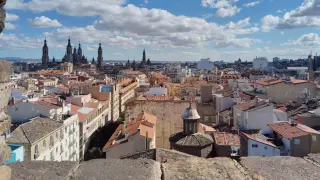 Vista de Zaragoza desde la torre mudéjar de San Pablo.