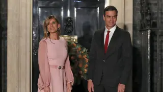 FILE - Spanish Prime Minister Pedro Sanchez and his wife Begona Gomez arrive at 10 Downing Street in London, Dec. 3, 2019. A Spanish judge agreed Wednesday, April 24, 2024 to probe accusations of corruption made against the wife of Spanish Prime Minister Pedro Sánchez by a private group with a history of filing lawsuits for right-wing causes. (AP Photo/Alastair Grant, File)