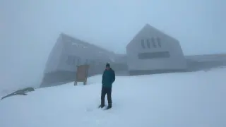 En el refugio de Cap de Llauset, la sensación térmica ha bajado hasta los 11 grados bajo cero por los vientos de hasta 80 km/h.