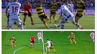 Arriba, la posición de Arcediano Monescillo en el penalti de Leganés; abajo, la de Ávalos Barrera en Huesca.
