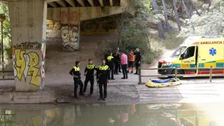 Una mujer apuñalada en el Canal, en Zaragoza, a la altura del Parque Grande José Antonio Labordeta.