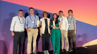AWS premia a hiberus Equipo hiberus con Suzana Curic