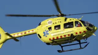 Imagen de archivo de un helicóptero del servicio de emergencia de Cataluña.