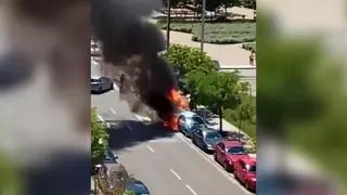 Así han ardido dos coches en Valdespatera