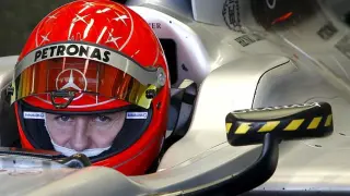 Michael Schumacher, en el interior de su Mercedes.