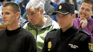 Los etarras Portu, Sarasola y San Sebastián, durante el juicio en la Audiencia Nacional.