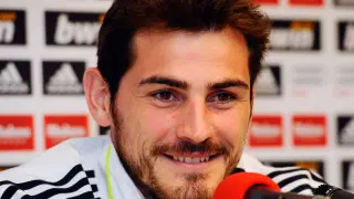 Casillas: "Ser el capitán es un reto personal bonito"