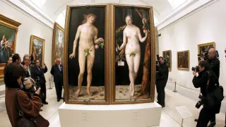 Vista de los dos cuadros en el Prado.