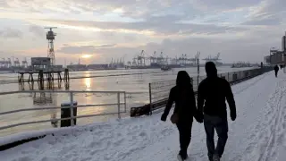 El frío y la nieve originan un nuevo caos en el transporte en Europa