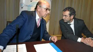 Aldo Olcese y Andrés Dionis, de la Coalición de Creadores e Industrias de Contenidos, ayer.