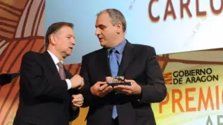 Iglesias y Barrabés, durante el acto de entrega de los Premios Aragón 2011